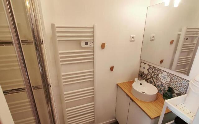 F2 - 30m2 Face a la Mer (Adults Only)