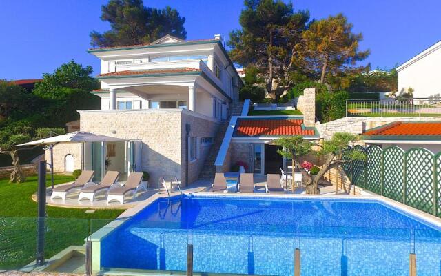 Villa Sarah