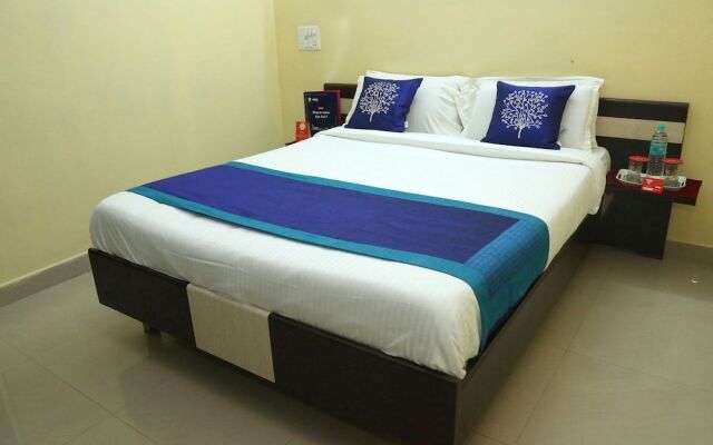 OYO 28750 Ramas Residency