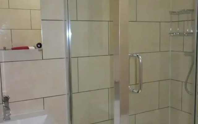 Stronachlachar Lodge