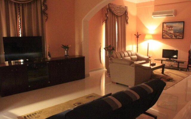 Royal Garden Hotel