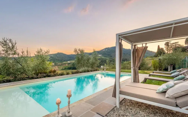 Valle del Sole Winery Farmhouse
