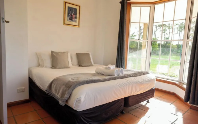 Bimbadgen Estate – Guest Rooms – Rothbury