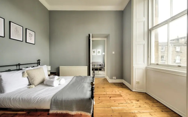 Manor Place Apartment