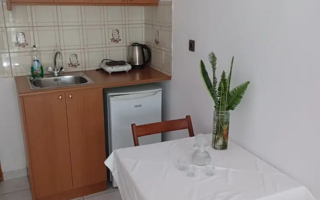 Argiro Studios And Apartments