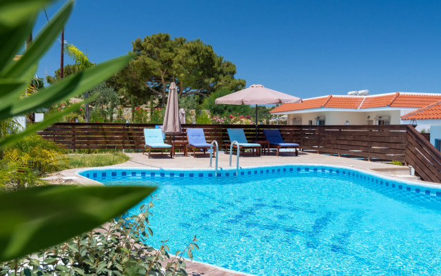 Kolymbia Village