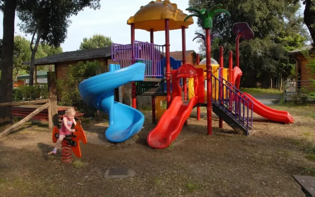 Comfort Mobilehome Camping in Viareggio 5pers R28