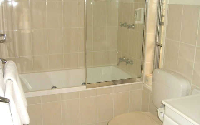Bundaberg Coral Villa Motor Inn