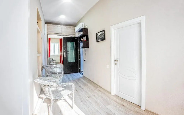 H&B apartments Izashvili