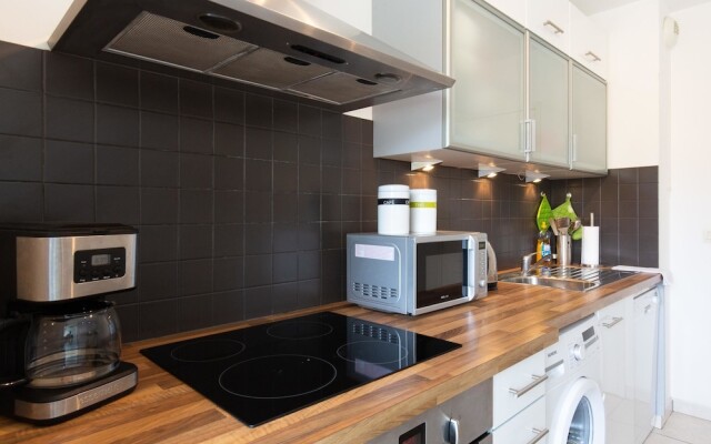SHERIDAN Apartment 1
