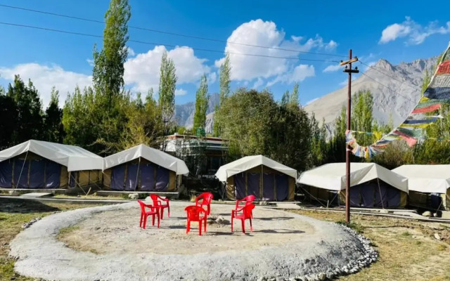 Hotel Nubra Delight and Camps