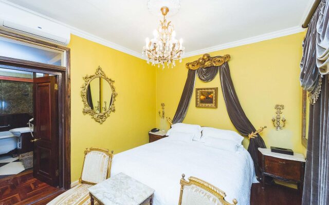 Illyria House