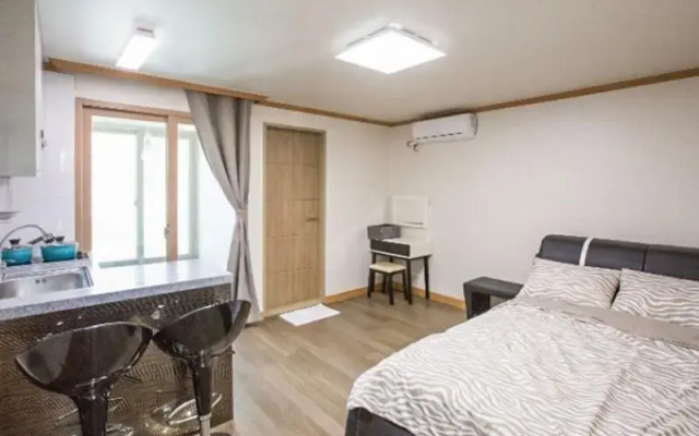 Ulsan Ghanjeolgot Suhocheonsa Pension