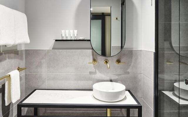Adina Apartment Hotel West Melbourne