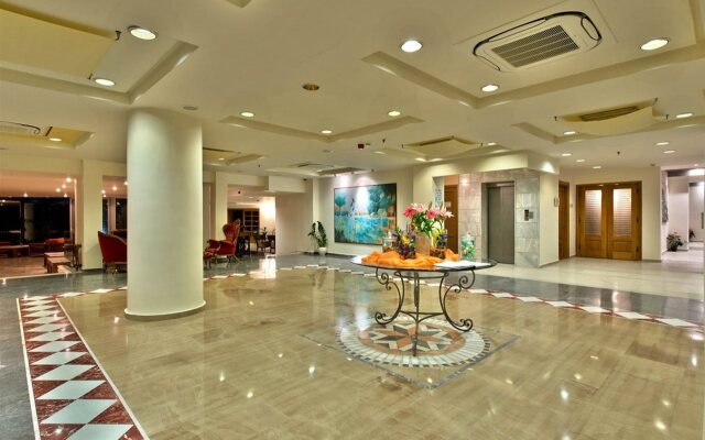 Minos Aparthotel
