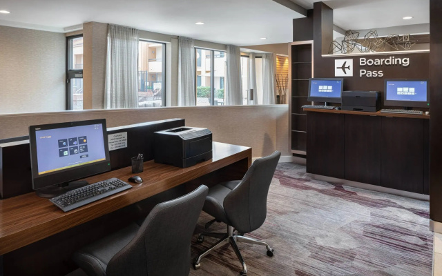 Courtyard by Marriott Pleasanton