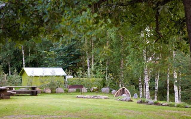 Linnumaja Guesthouse