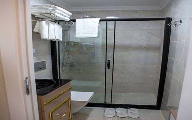 Blue Zerzevan Konak Hotel