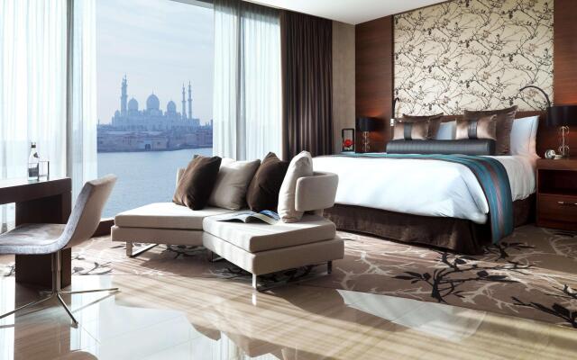 Fairmont Bab Al Bahr Hotel