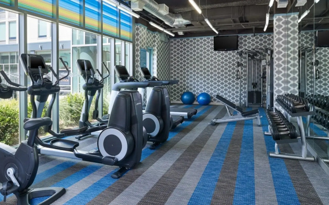 Aloft Dallas Arlington Entertainment District
