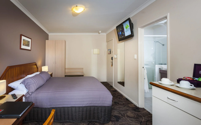 Quality Hotel Bayswater
