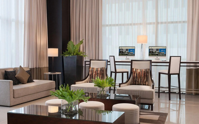 Seda Abreeza - Newly Renovated