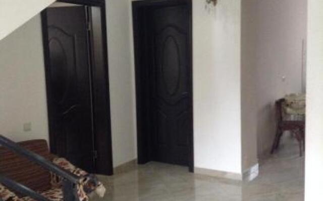 Rezo's Guest House