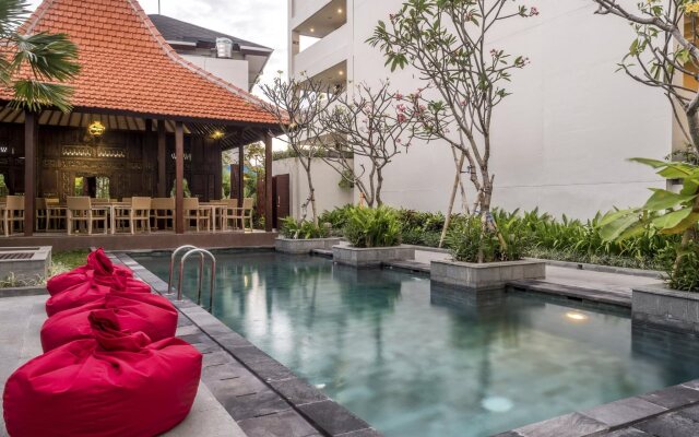 Hotel Dafam Savvoya Seminyak Bali