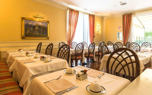 The Regency Hotel, Sure Hotel Collection by Best Western