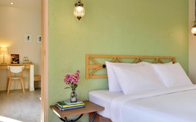 Talay Hotel & Villa