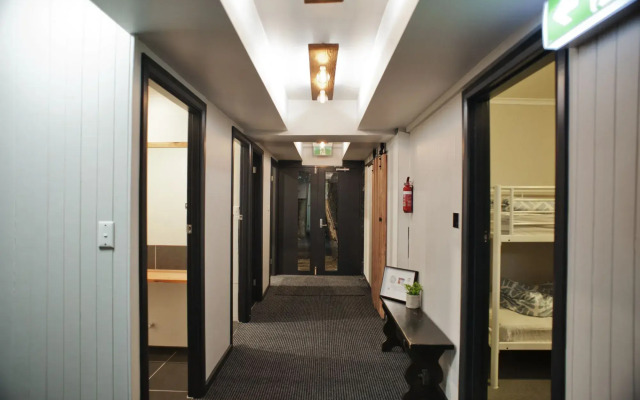 Amber Lodge Mt Buller - Hostel