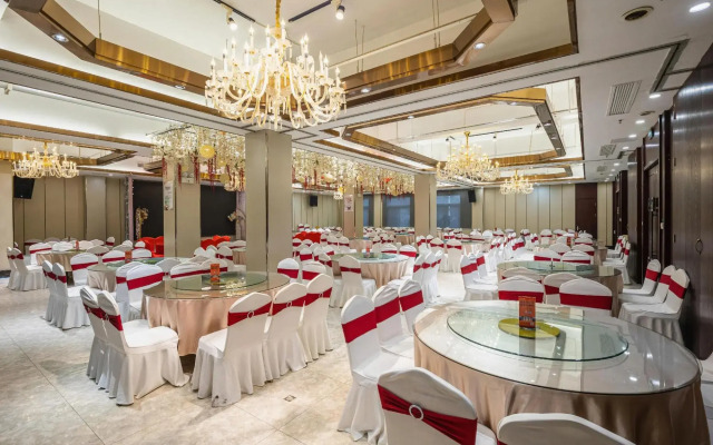 Starway Hotel Luan Shucheng Saifu