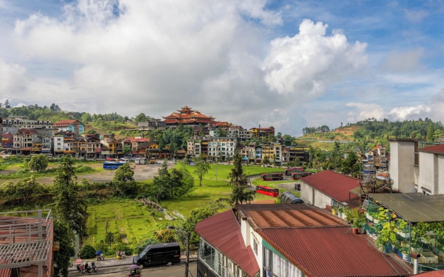 July Hotel Central Sapa