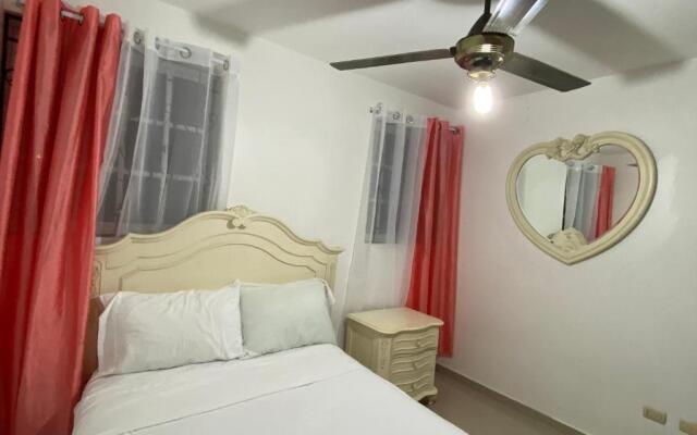 1 DR Huge cozy 3bedroom apartment to stay