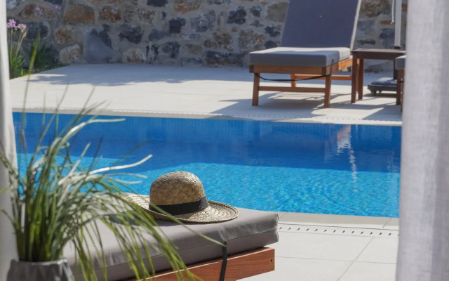 Avdou Retreat Collection