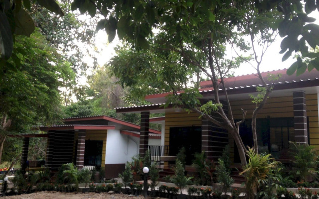 Lipe Sunset Forest Resort