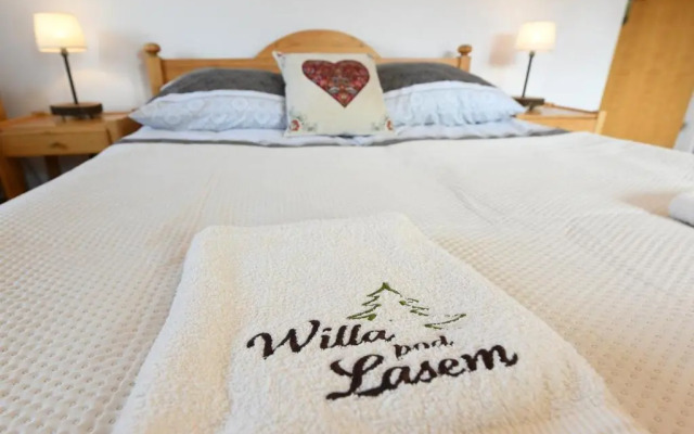 Willa Pod Lasem