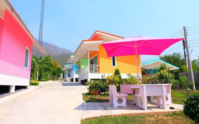 Baan Waraporn Resort