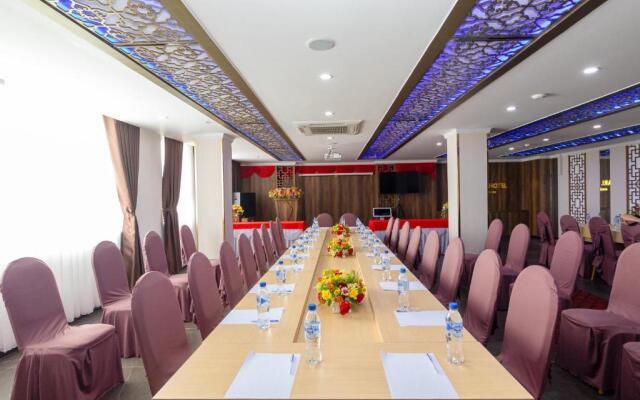 Pearl Beach Hotel Quy Nhon
