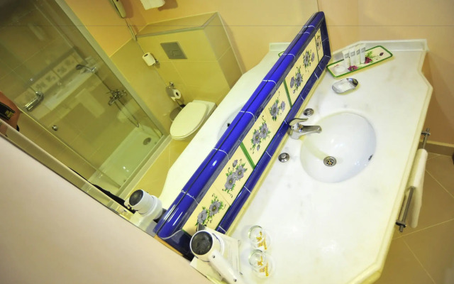 Anemon Kent  İzmir Otel