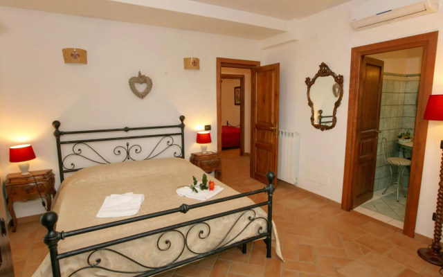 Peaceful Villa in Montefiascone with Bubble Bath