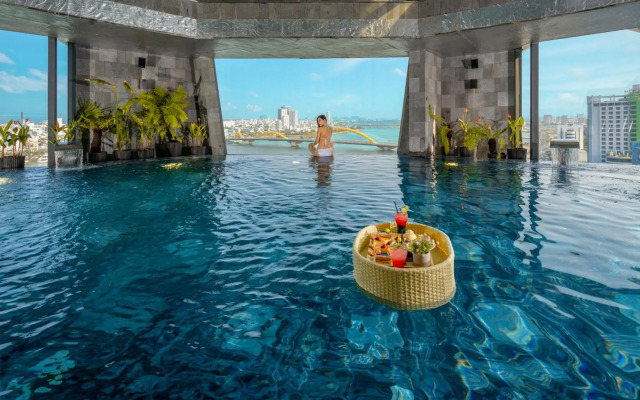 Haian Riverfront Hotel Da Nang