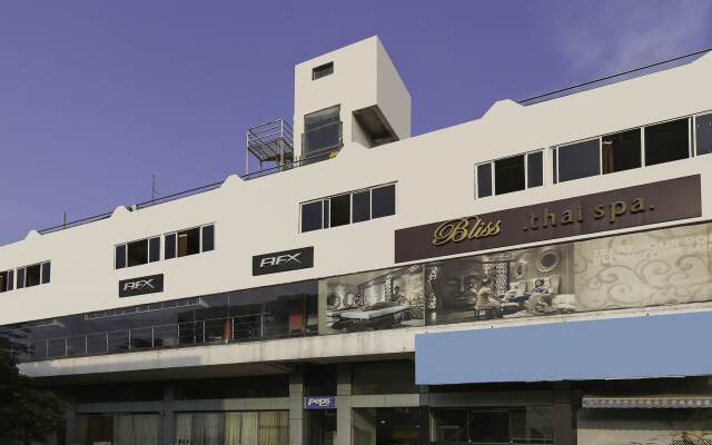 Capital O  22428 Hotel Dreams