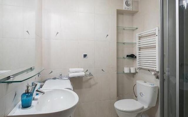 Main Square Studio with TERRACE & Air condition