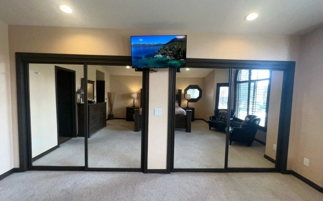 Epiphany 5 Bedroom Home by RedAwning