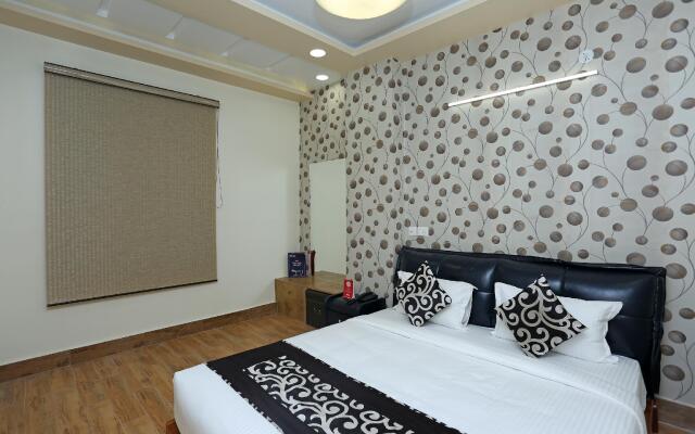 Capital O 16639 Hotel Shri Pushpraj