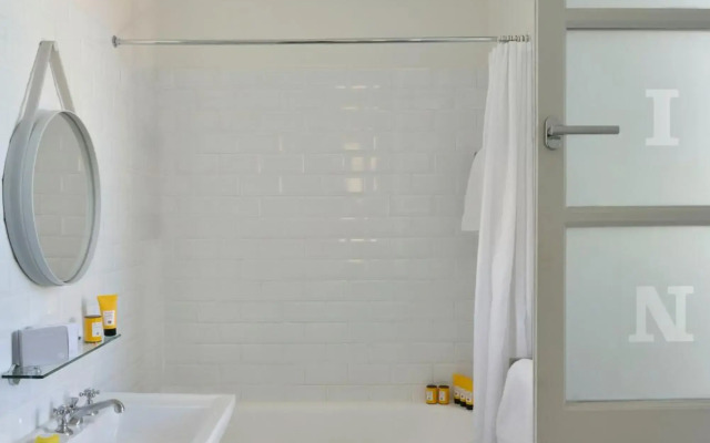 White 1921 Saint-Tropez