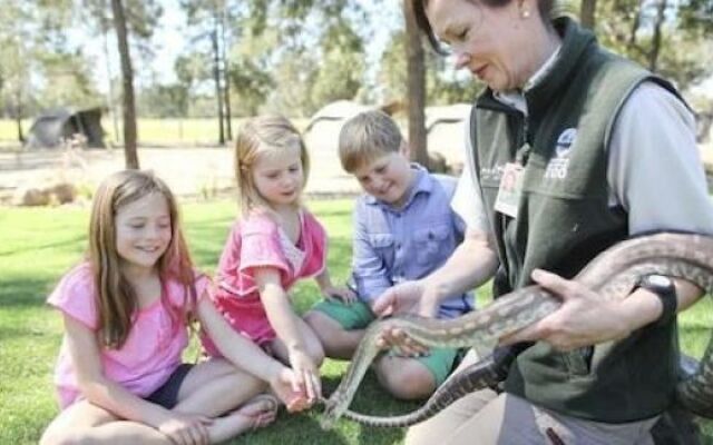 Billabong Camp, Taronga Western Plains Zoo