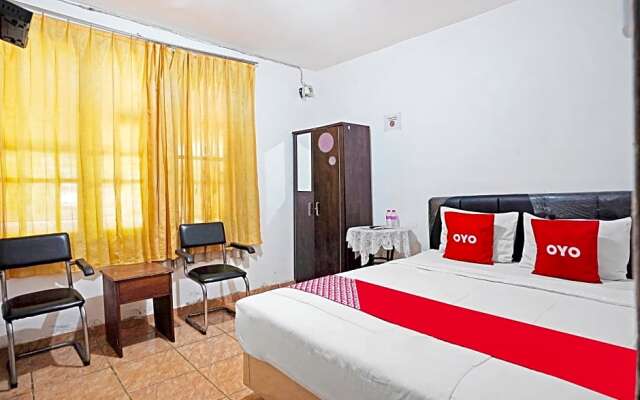 OYO 91390 Kost Grand Royal Elite