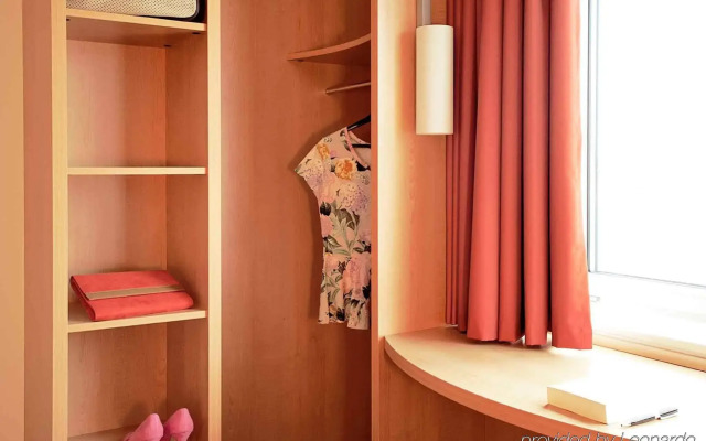 ibis Styles Wuhan Optics Valley Square Hotel